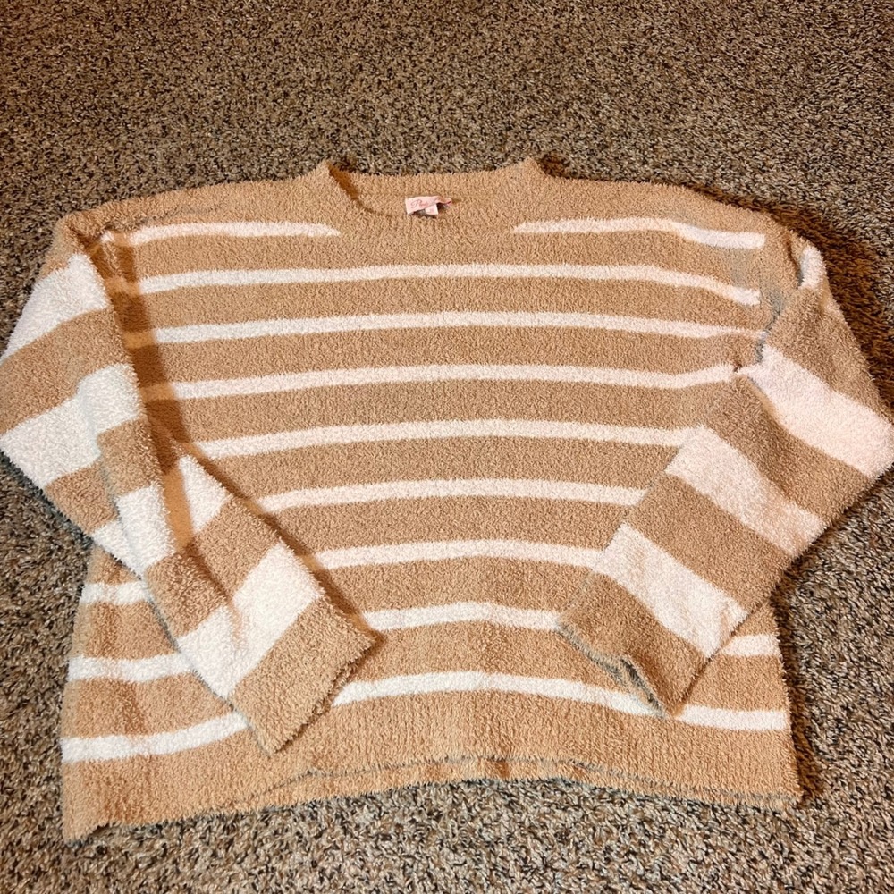 Pink Lily Medium Striped Fuzzy Pullover Sweater Tan‎ Cream Comfy Soft